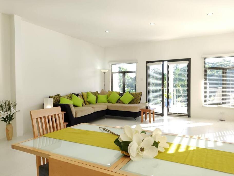 The Willow Apartment Очо-Риос Экстерьер фото
